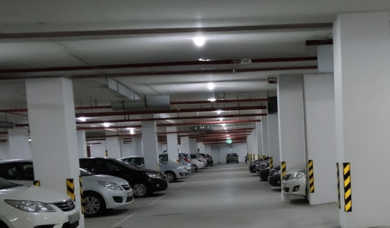 800 mm Height Rubber Corner Guard
